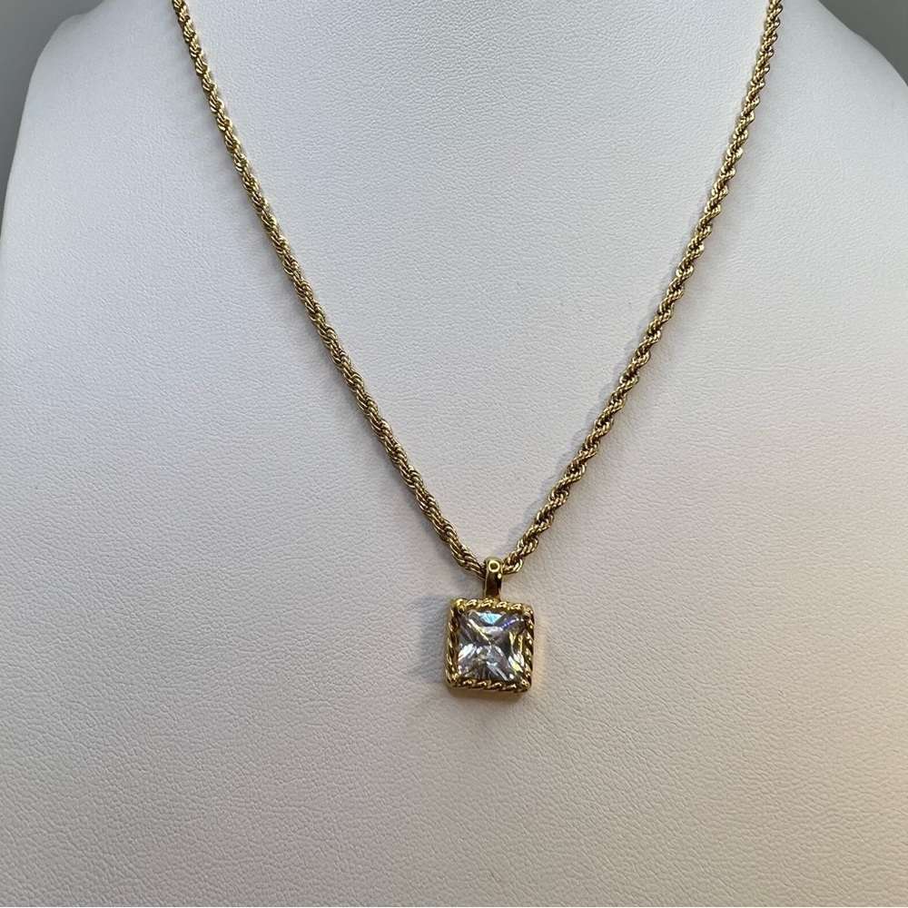 Gold Rope Diamond Pendant Necklace